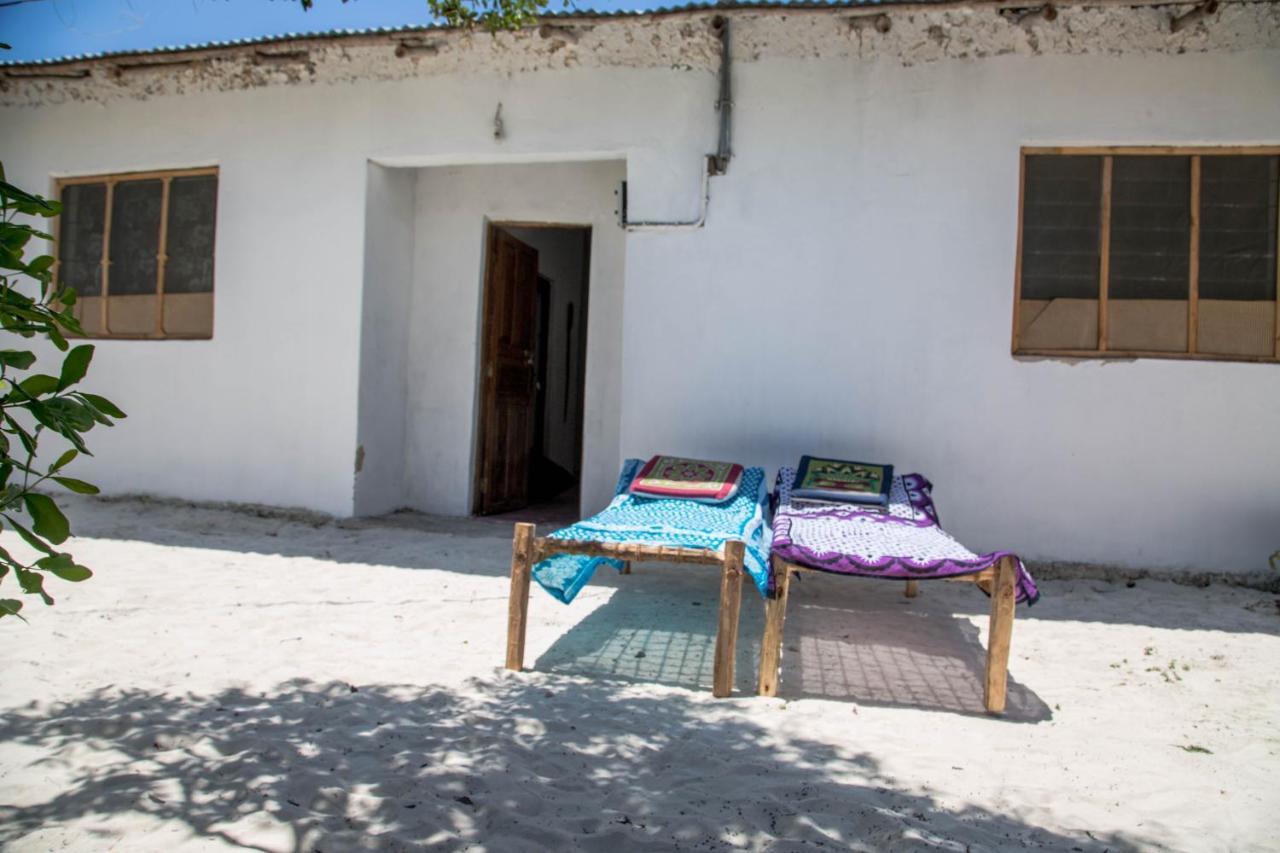 גאמביאני Moringe Home Stay - Village House מראה חיצוני תמונה